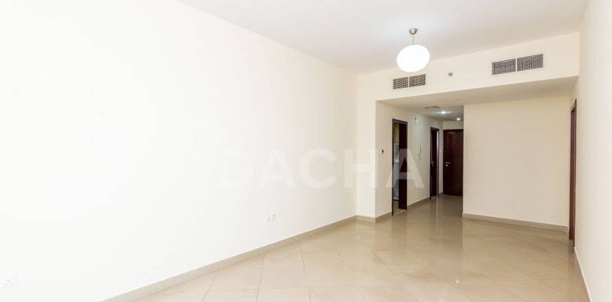 Apartment in Icon Tower 2, Jumeirah Lake Towers, Dubai 3 bedrooms, 144 sq.m. № 110373