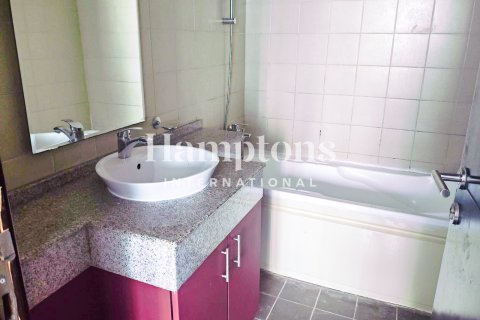 Снять в аренду квартиру в The Address Dubai Marina, Дубай Марина, Дубай: 1 спальня, 70.42976430м², № 64564 - фото 2