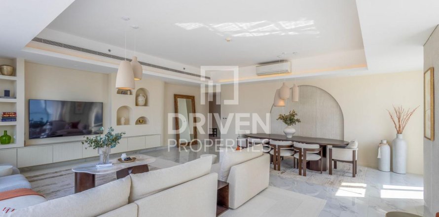 Apartamento en Downtown Dubai (Downtown Burj Dubai), Dubai, 4 dormitorios, 302 m², № 65298
