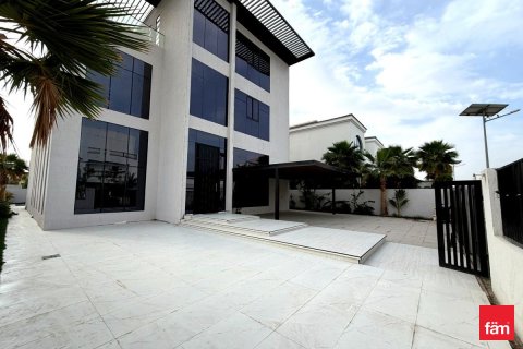 Villa en Dubai, 5 dormitorios, 755.6 m², № 99535 - foto 2