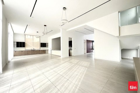 Villa en Dubai, 5 dormitorios, 755.6 m², № 99535