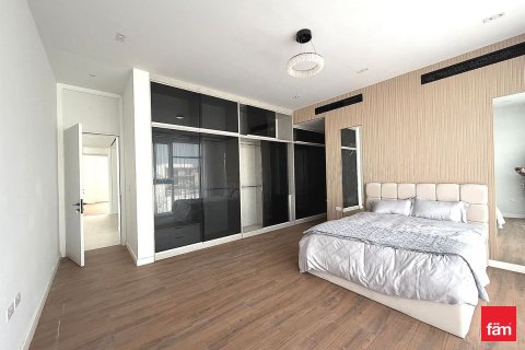 Villa en Dubai, 5 dormitorios, 755.6 m², № 99535 - foto 13