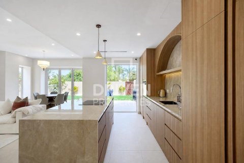 Villa à Al Reem, Arabian Ranches, Dubai, 4 chambres, 273.41 m², № 136138 - photo 7