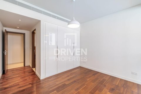 Apartment in City Walk, Dubai 2 bedrooms, 170.11 sq.m. № 136137 - photo 8