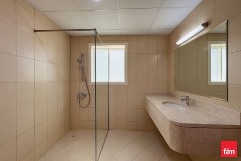 Apartment in Dubai Sports City, Dubai 2 bedrooms, 127.1 sq.m. № 48899 - photo 9