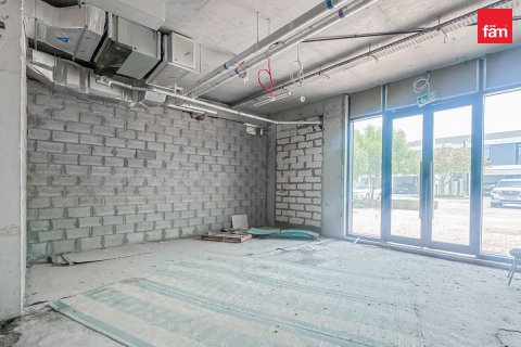 Building in Motor City, Dubai 1145.4 sq.m. № 48898 - photo 5