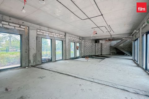 Building in Motor City, Dubai 1145.4 sq.m. № 48898 - photo 3