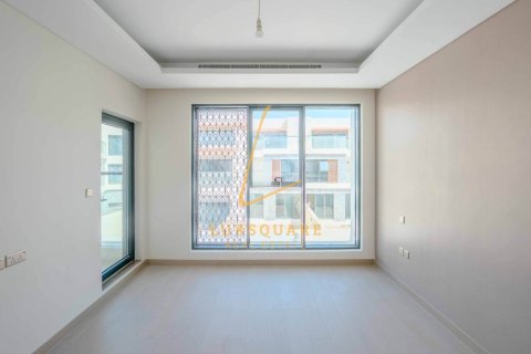 Maison de ville à DAMAC Hills (Akoya by DAMAC), Dubai, 5 chambres, 172 m², № 110647 - photo 8