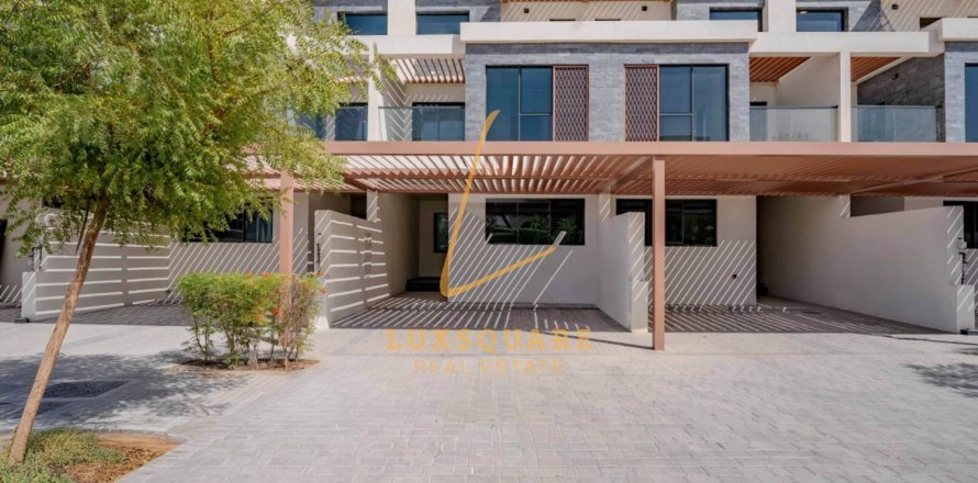 Maison de ville à DAMAC Hills (Akoya by DAMAC), Dubai, 5 chambres, 172 m², № 110647