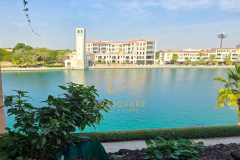 Appartement à Dubai Investment Park, Dubai, 3 chambres, 324 m², № 110646