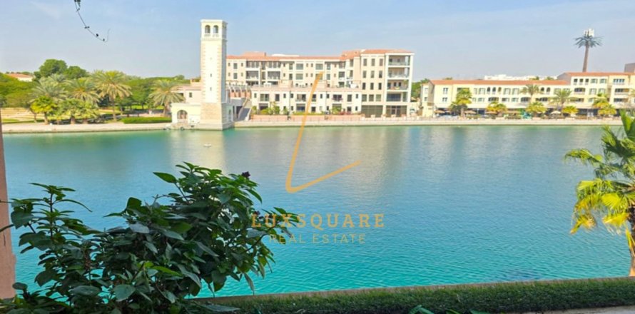Appartement à Dubai Investment Park, Dubai, 3 chambres, 324 m², № 110646