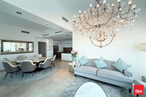 Снять в аренду пентхаус в Дубай Марине, Дубай: 5 спален, 355.8м², № 96519 - фото 2