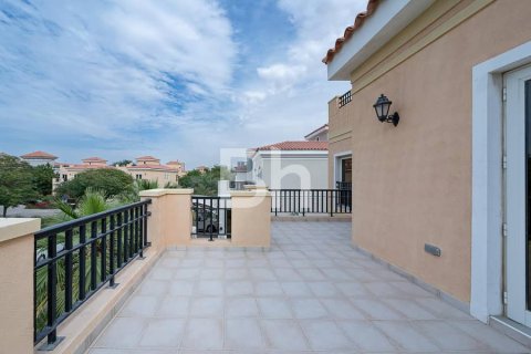 Villa en The Villa, Dubai, 5 dormitorios, 561 m², № 22232 - foto 11