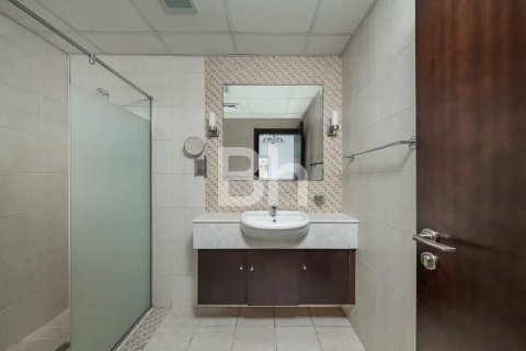 Villa en The Villa, Dubai, 5 dormitorios, 561 m², № 22232 - foto 9