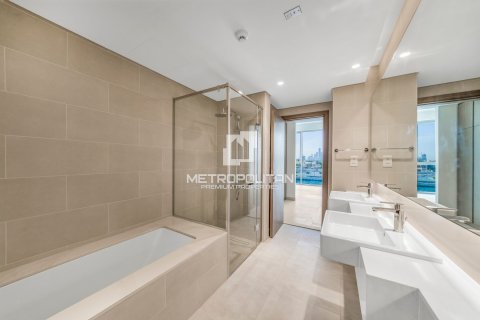 Apartment in Al Wasl, Dubai 2 bedrooms, 159 sq.m. № 15556 - photo 17