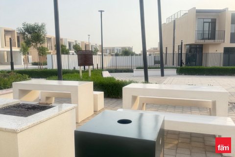 Villa à Dubai, 3 chambres, 137.8 m², № 49294 - photo 12