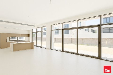Villa in Al Furjan, Dubai 4 bedrooms, 618.1 sq.m. № 49293 - photo 8