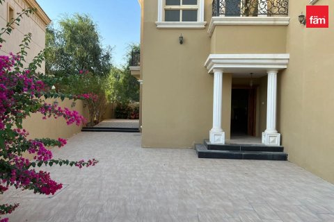 Villa in Dubai 4 bedrooms, 571.3 sq.m. № 9102 - photo 2