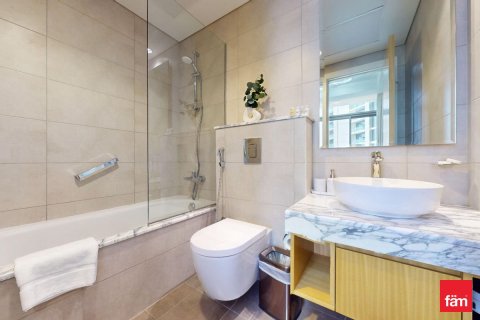 Снять в аренду квартиру в Бизнес-Бэе, Дубай: 2 спальни, 75.5м², № 76962 - фото 9