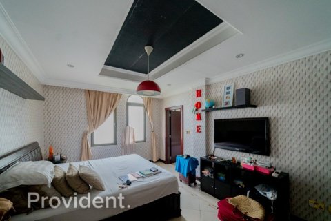 Villa en Palm Jumeirah, Dubai, 4 dormitorios, № 1455 - foto 12