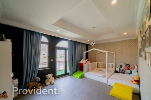 Villa en Palm Jumeirah, Dubai, 4 dormitorios, № 1455 - foto 10