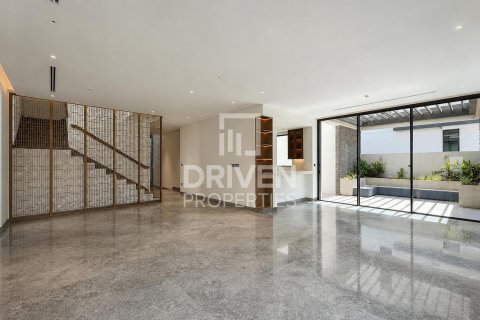 Villa in Tilal Al Ghaf, Dubai 5 bedrooms, 473.25 sq.m. № 128371