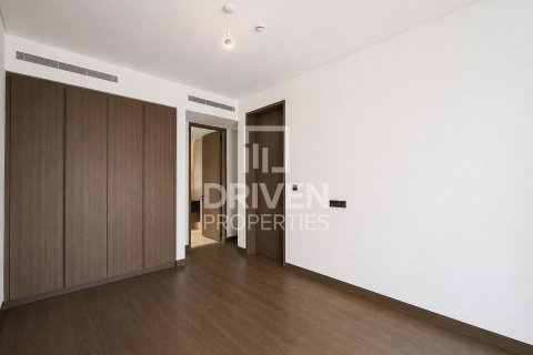 Villa in Tilal Al Ghaf, Dubai 5 bedrooms, 473.25 sq.m. № 128371 - photo 8