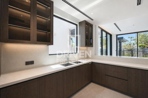 Villa in Tilal Al Ghaf, Dubai 5 bedrooms, 473.25 sq.m. № 128371 - photo 20