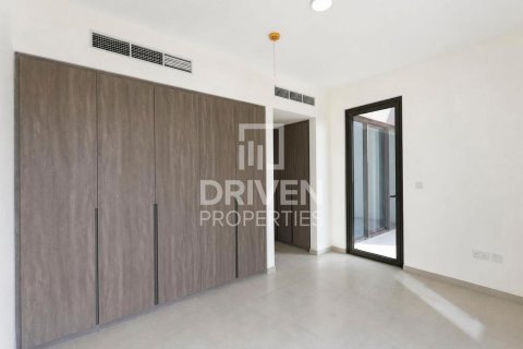 Townhouse in Nara, The Valley, Dubai 4 bedrooms, 256.51 sq.m. № 143046 - photo 17