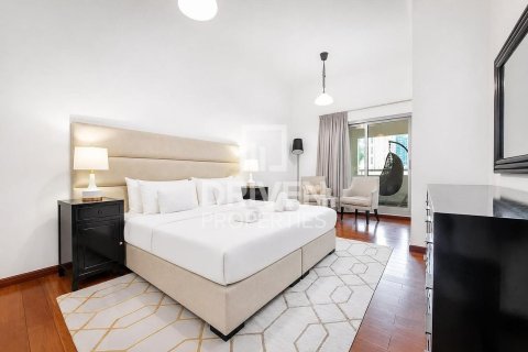 Apartamento en The Belvedere, Dubai Marina, Dubai, 2 dormitorios, 141.96 m², № 143035 - foto 4