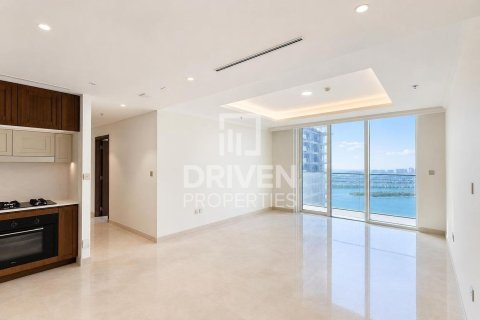 Appartement à EMAAR Beachfront, Dubai Harbour, Dubai, 3 chambres, 152.83 m², № 143036