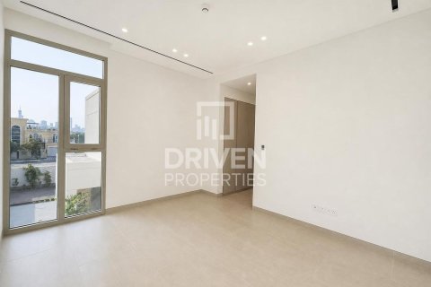 Villa in Jumeirah Park, Dubai 5 bedrooms, 560.95 sq.m. № 143045 - photo 10