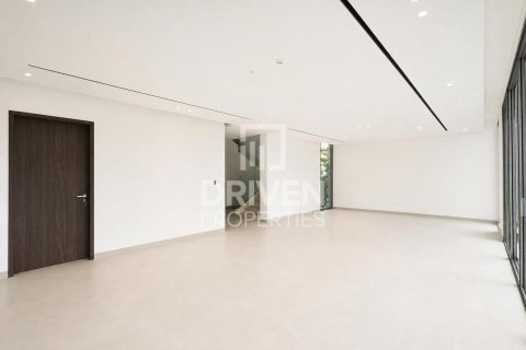 Villa in Jumeirah Park, Dubai 5 bedrooms, 560.95 sq.m. № 143045 - photo 7