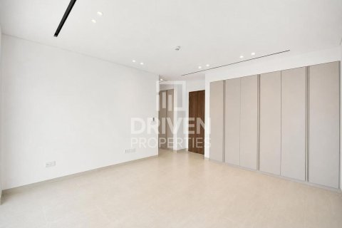 Villa in Jumeirah Park, Dubai 5 bedrooms, 560.95 sq.m. № 143045 - photo 15