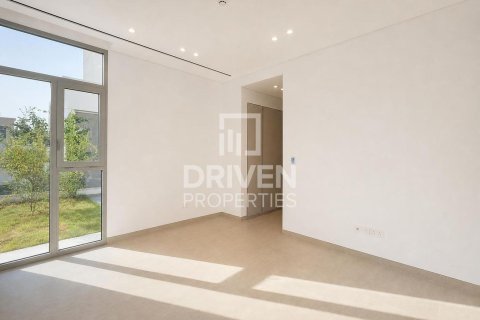 Villa in Jumeirah Park, Dubai 5 bedrooms, 560.95 sq.m. № 143045 - photo 21