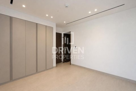 Villa in Jumeirah Park, Dubai 5 bedrooms, 560.95 sq.m. № 143045 - photo 13