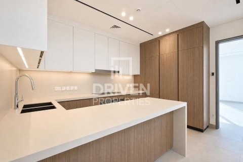 Villa in Jumeirah Park, Dubai 5 bedrooms, 560.95 sq.m. № 143045 - photo 24