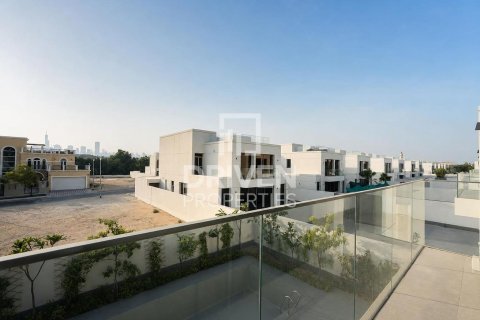 Villa in Jumeirah Park, Dubai 5 bedrooms, 560.95 sq.m. № 143045 - photo 3