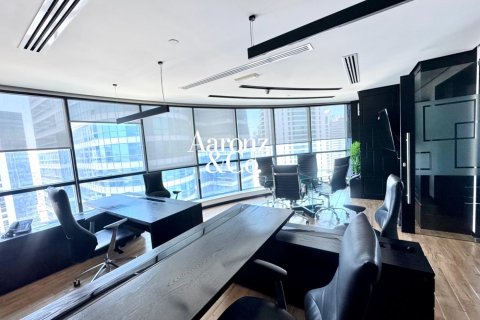 Снять в аренду офис в Джумейра Лейк Тауэрс, Дубай: 100м², № 111538 - фото 13