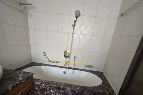 Apartment in Dubai 2 bedrooms, 136 sq.m. № 111540 - photo 8