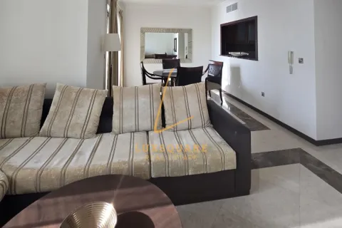 Apartment in Dubai 2 bedrooms, 136 sq.m. № 111540 - photo 16