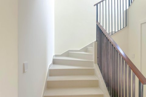 Villa in Dubai South (Dubai World Central), Dubai 3 bedrooms, 177 sq.m. № 111539 - photo 13