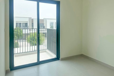 Villa in Dubai South (Dubai World Central), Dubai 3 bedrooms, 177 sq.m. № 111539 - photo 10