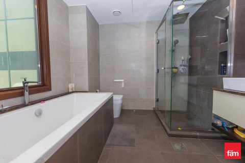 Apartment in Dubai Marina, Dubai 2 bedrooms, 147.8 sq.m. № 72315 - photo 8