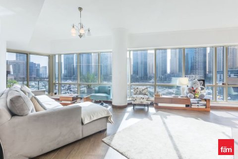 Apartment in Dubai Marina, Dubai 2 bedrooms, 147.8 sq.m. № 72315 - photo 1