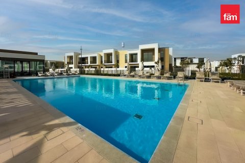 Townhouse in Dubai 3 bedrooms, 158.6 sq.m. № 112827