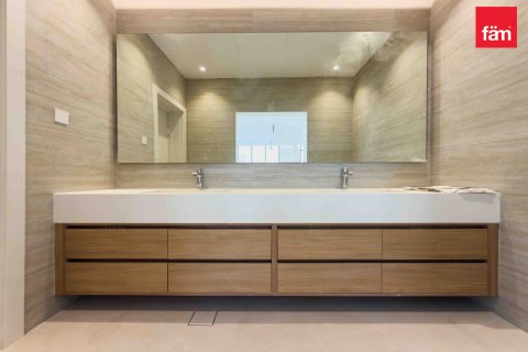 Villa in Al Barsha, Dubai 5 bedrooms, 891.9 sq.m. № 86005 - photo 17