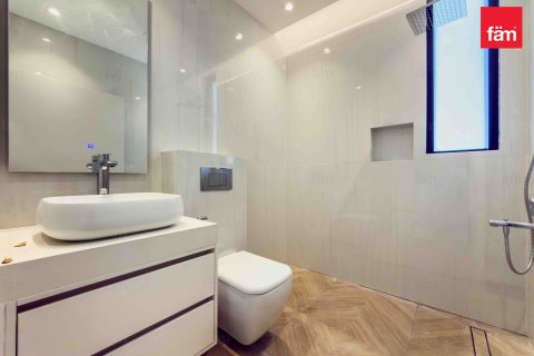 Villa in Al Barsha, Dubai 5 bedrooms, 891.9 sq.m. № 86005 - photo 18