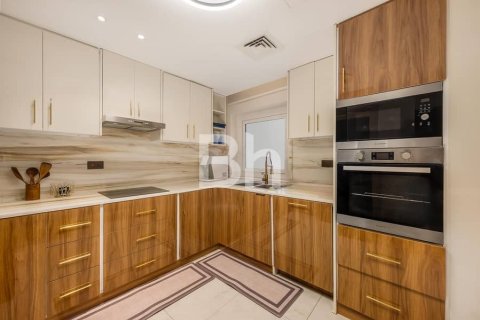 Купить квартиру в Джумейра Бич Резиденс, Дубай: 4 спальни, 271м², № 57245 - фото 6
