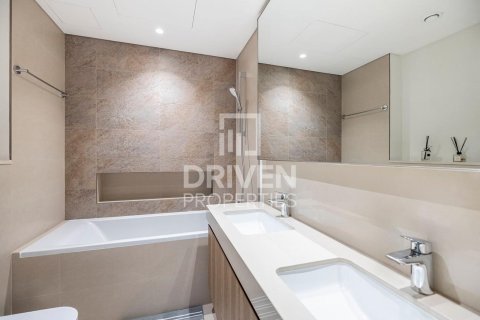 Apartment in Downtown Views II, Downtown Dubai (Downtown Burj Dubai), Dubai 2 bedrooms, 101 sq.m. № 20458 - photo 8